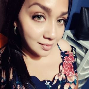 Meet your Posher, Lorena